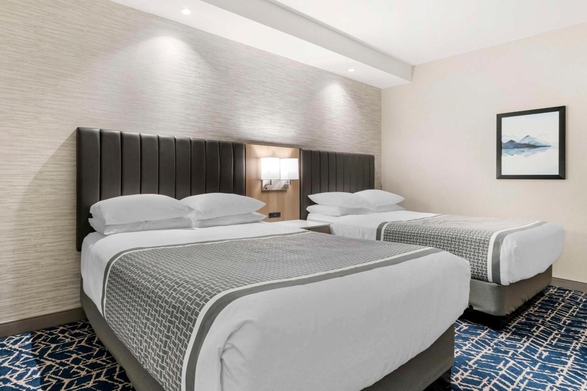 Best Western Premier Route 97 Vernon Exterior photo
